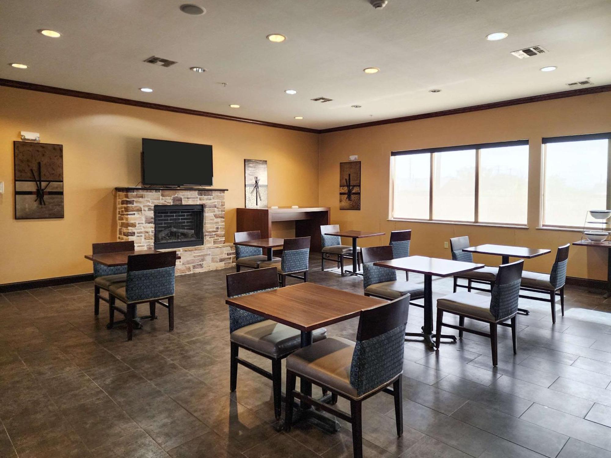 Comfort Inn & Suites Monahans I-20 Εξωτερικό φωτογραφία